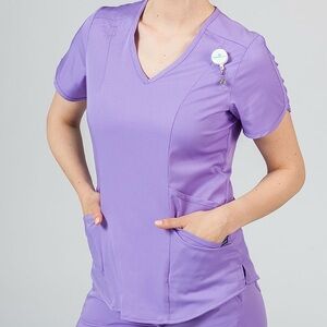 Adar Uniforms Modern Scrub Top Lavender M